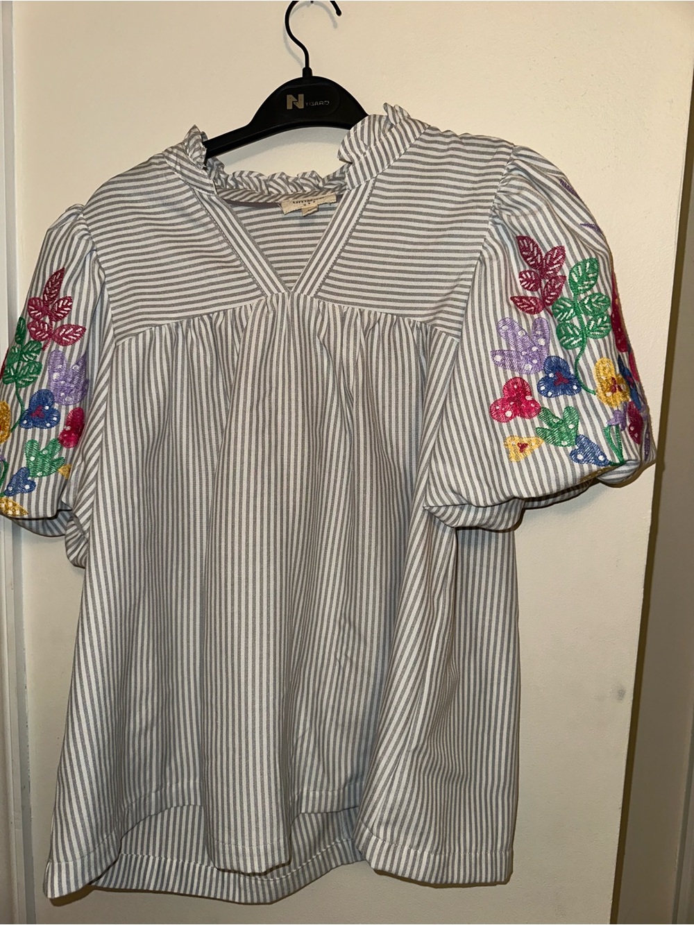Umgee Striped Puff-Sleeve Tunic with Multicolor Floral Embroidery - White/Gray